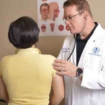 We are Patient-Centered. This isn't just a claim - you'll see it in everything we do! At Long Life Med, YOU are the most important person in the room. We go beyond Preventative Care... providing medical Anti-Aging treatments is Longevity by Design.  Our goal is to optimize your daily wellness and longevity, through clinically proven medicine in a genuine collaborative relationship with your provider. We keep our patient panel low (300-400 patients compared to 2000-3000 of a typical PCP), so we can give you the focus and time that you need.